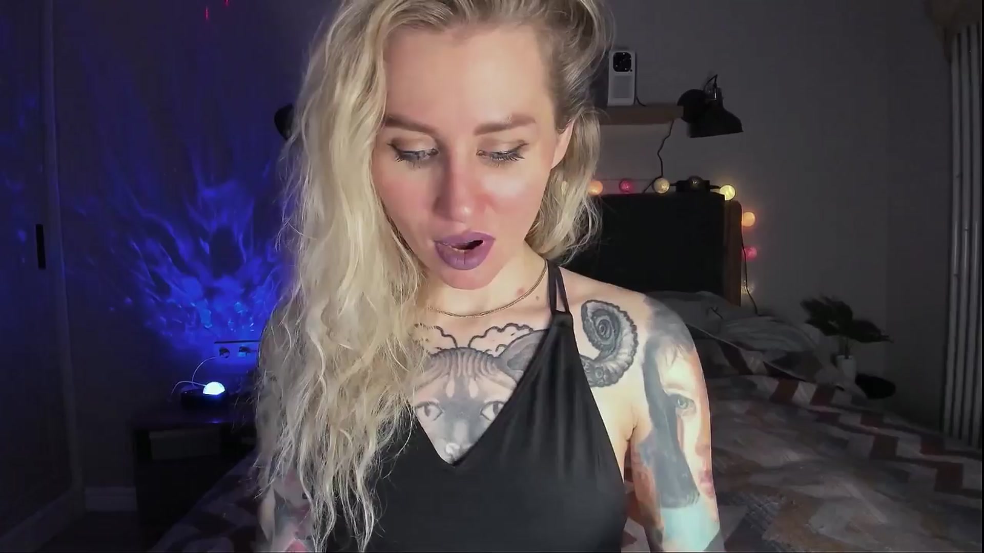 Gallery image thumbnail from Alexa_Smithhh's myfreecams stream on, 03/28/2024, 18:45 image 5 of 20