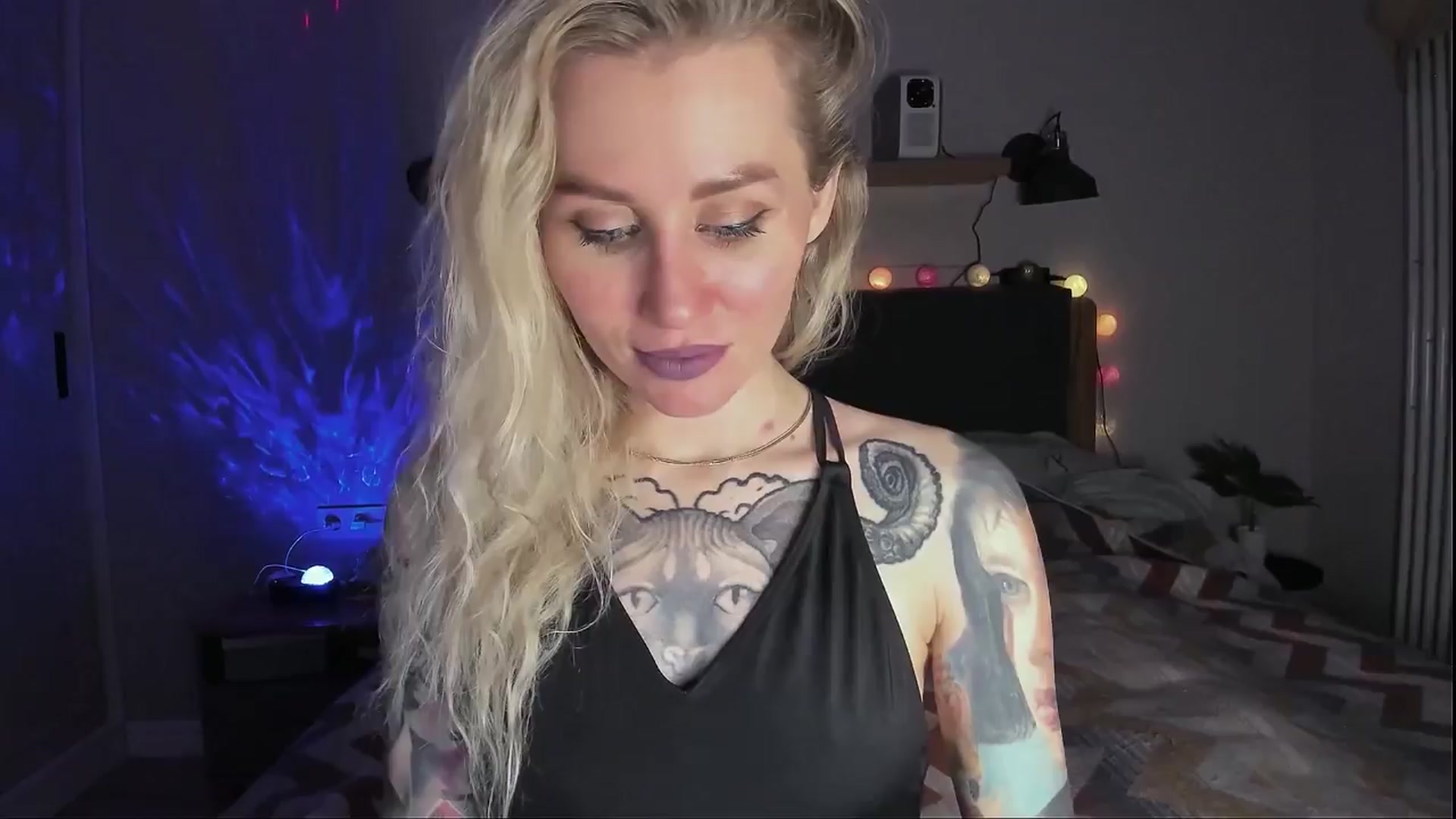 Gallery image thumbnail from Alexa_Smithhh's myfreecams stream on, 03/28/2024, 18:45 image 3 of 20
