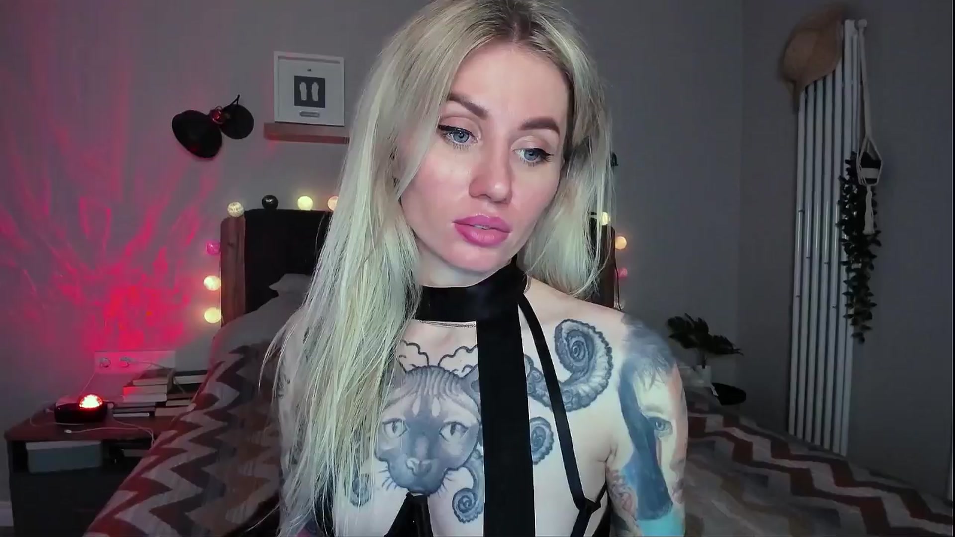 Gallery image thumbnail from Alexa_Smithhh's myfreecams stream on, 03/29/2024, 19:59 image 17 of 20