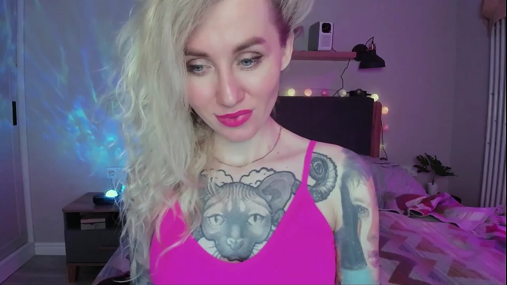 Gallery image thumbnail from Alexa_Smithhh's myfreecams stream on, 04/02/2024, 20:25 image 17 of 20