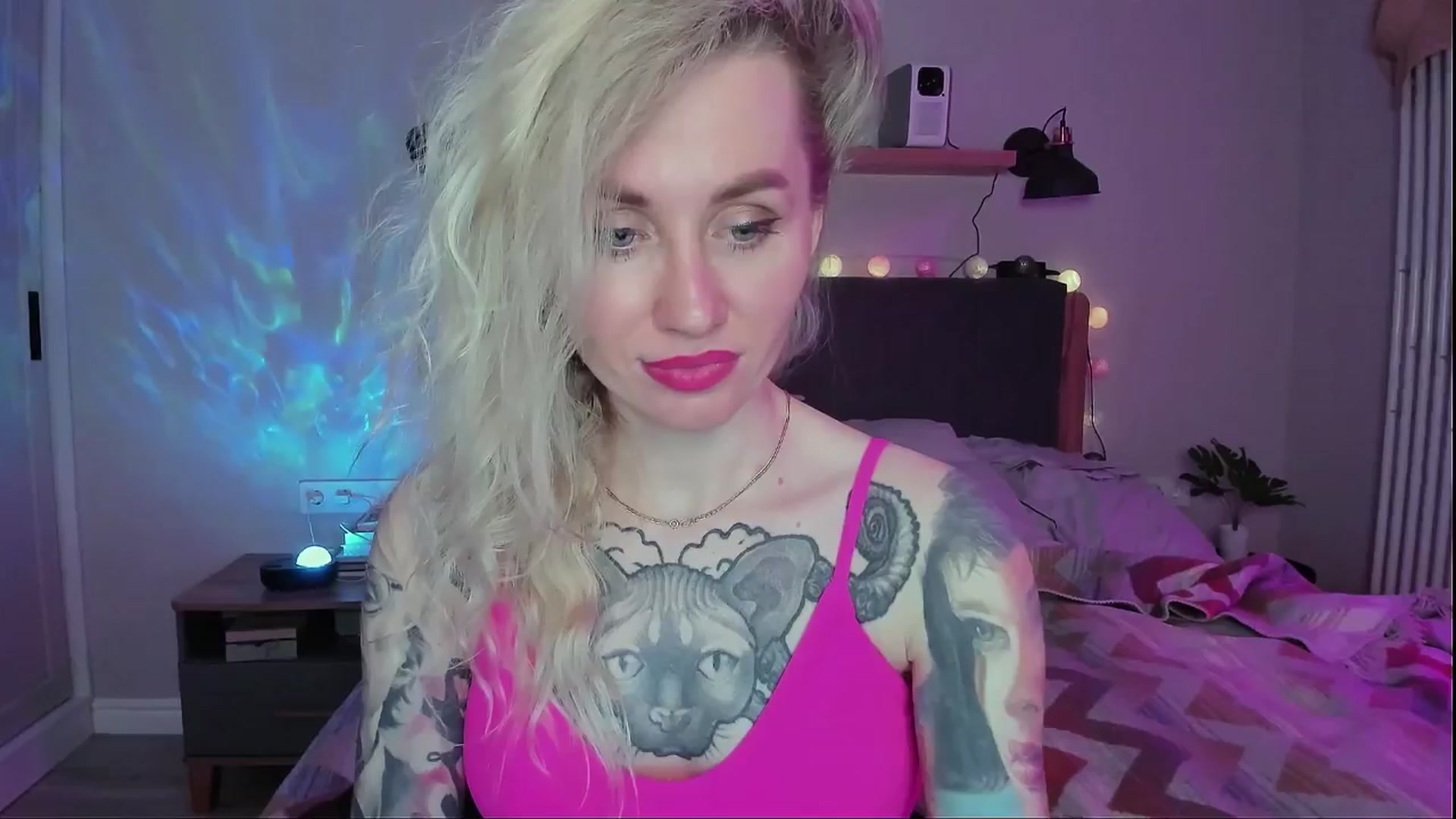 Gallery image thumbnail from Alexa_Smithhh's myfreecams stream on, 04/02/2024, 20:25 image 14 of 20