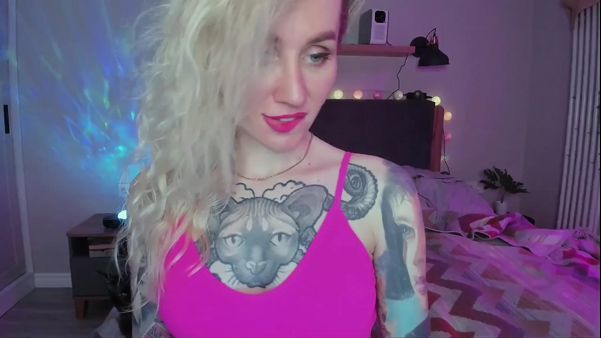 Gallery image thumbnail from Alexa_Smithhh's myfreecams stream on, 04/02/2024, 20:25 image 13 of 20