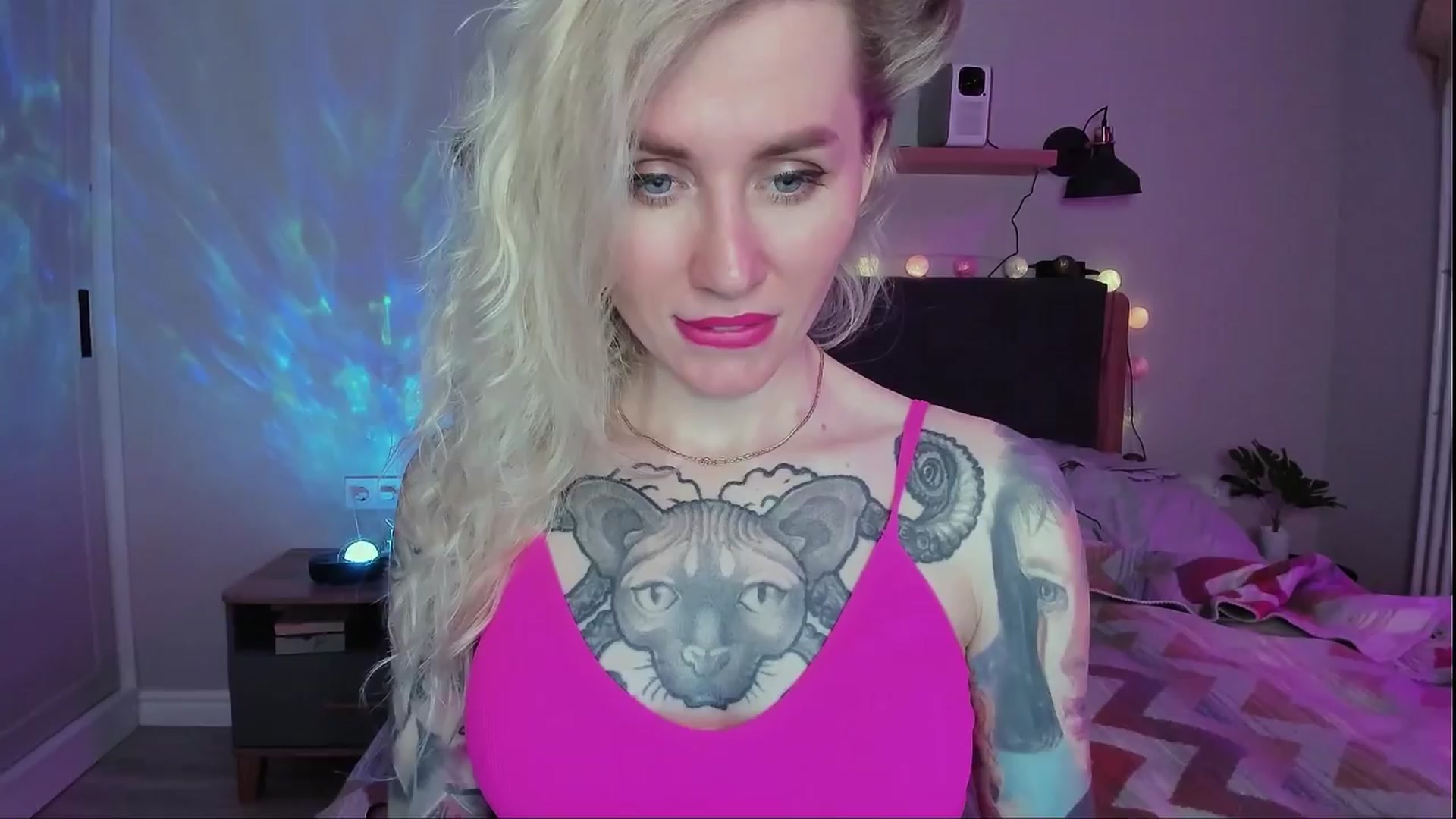 Gallery image thumbnail from Alexa_Smithhh's myfreecams stream on, 04/02/2024, 20:25 image 6 of 20
