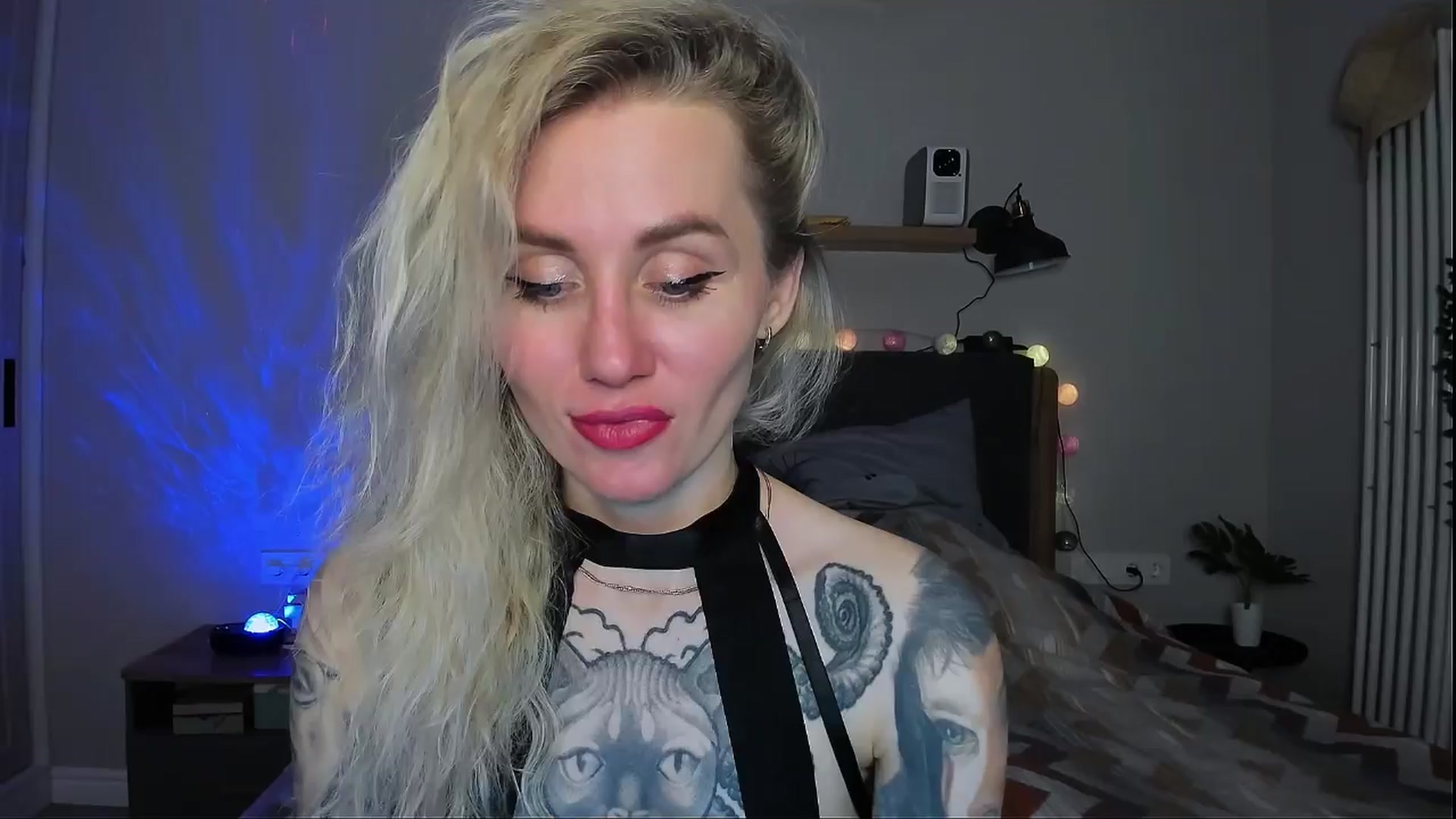 Gallery image thumbnail from Alexa_Smithhh's myfreecams stream on, 04/08/2024, 19:03 image 9 of 20