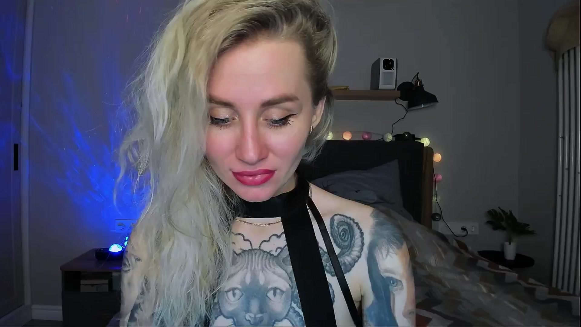 Gallery image thumbnail from Alexa_Smithhh's myfreecams stream on, 04/08/2024, 19:03 image 17 of 20
