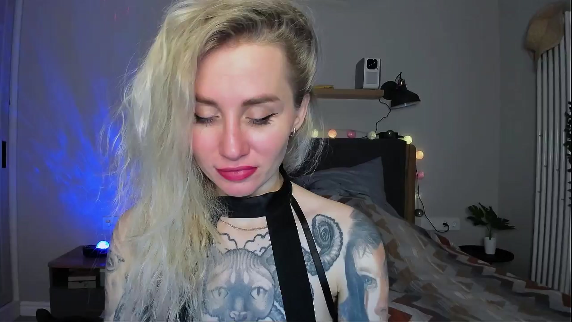 Gallery image thumbnail from Alexa_Smithhh's myfreecams stream on, 04/08/2024, 19:03 image 2 of 20