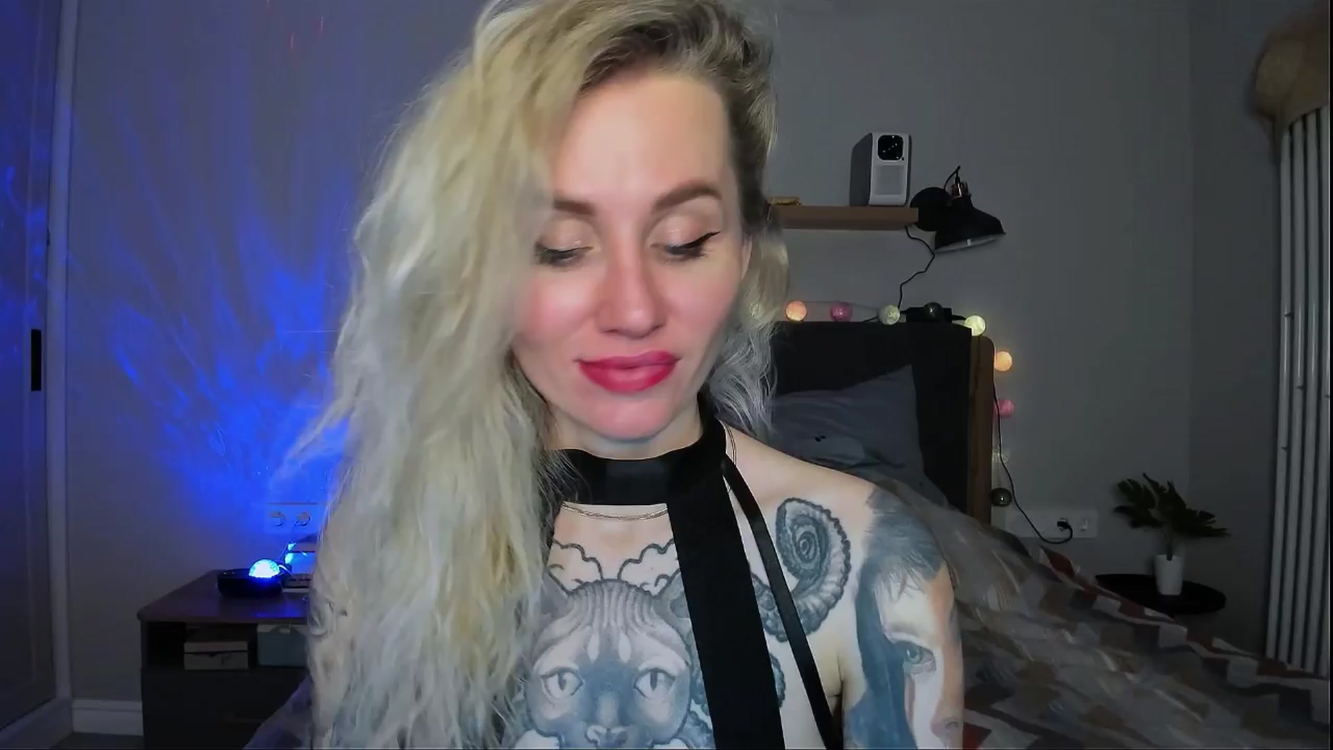 Gallery image thumbnail from Alexa_Smithhh's myfreecams stream on, 04/08/2024, 19:03 image 14 of 20
