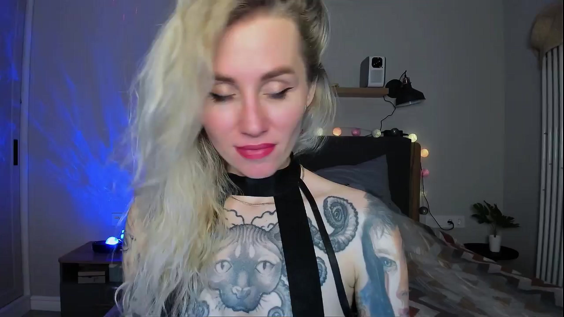 Gallery image thumbnail from Alexa_Smithhh's myfreecams stream on, 04/08/2024, 19:03 image 11 of 20