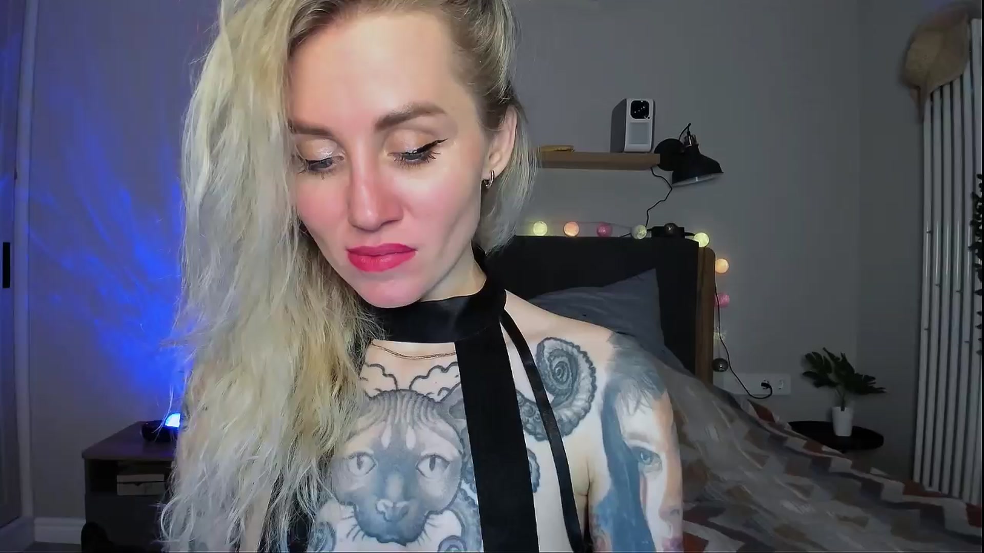 Gallery image thumbnail from Alexa_Smithhh's myfreecams stream on, 04/08/2024, 19:03 image 6 of 20