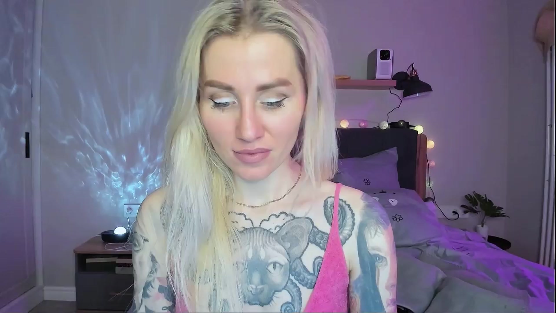 Gallery image thumbnail from Alexa_Smithhh's myfreecams stream on, 04/11/2024, 18:49 image 2 of 20