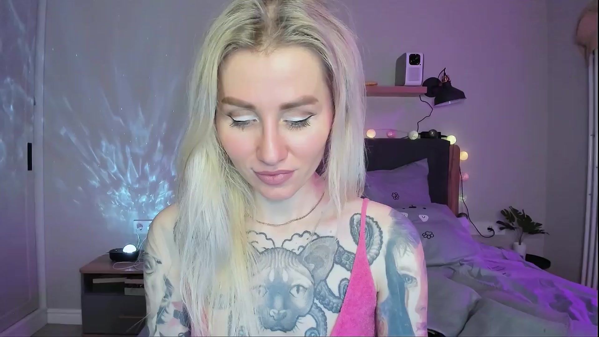 Gallery image thumbnail from Alexa_Smithhh's myfreecams stream on, 04/11/2024, 18:49 image 3 of 20