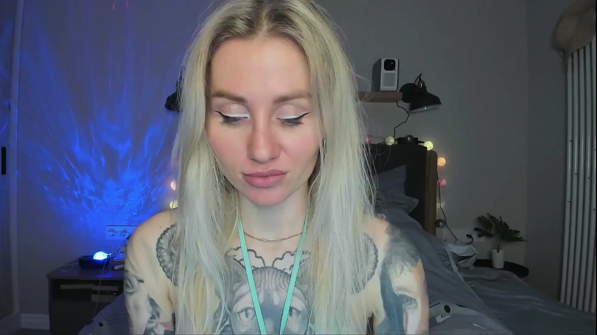 Gallery image thumbnail from Alexa_Smithhh's myfreecams stream on, 04/12/2024, 19:26 image 19 of 20