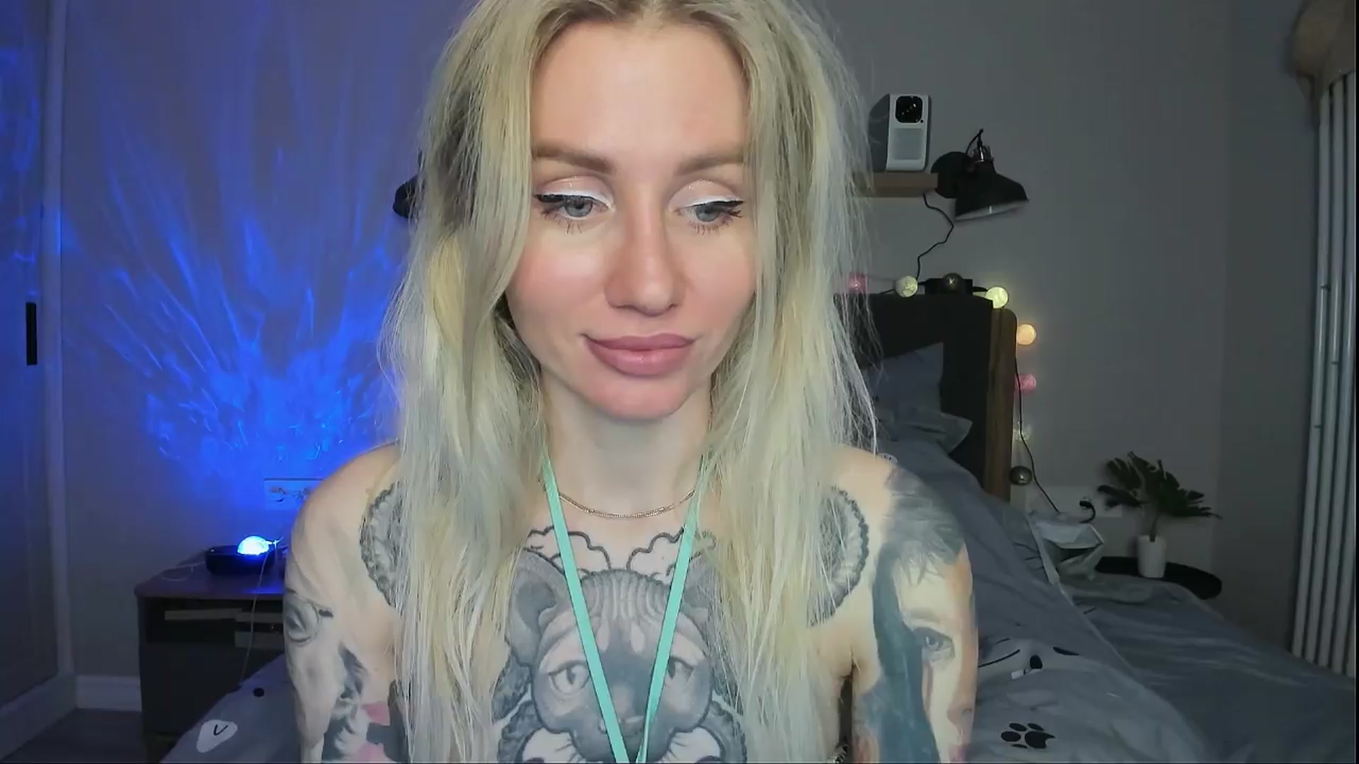 Gallery image thumbnail from Alexa_Smithhh's myfreecams stream on, 04/12/2024, 19:26 image 10 of 20