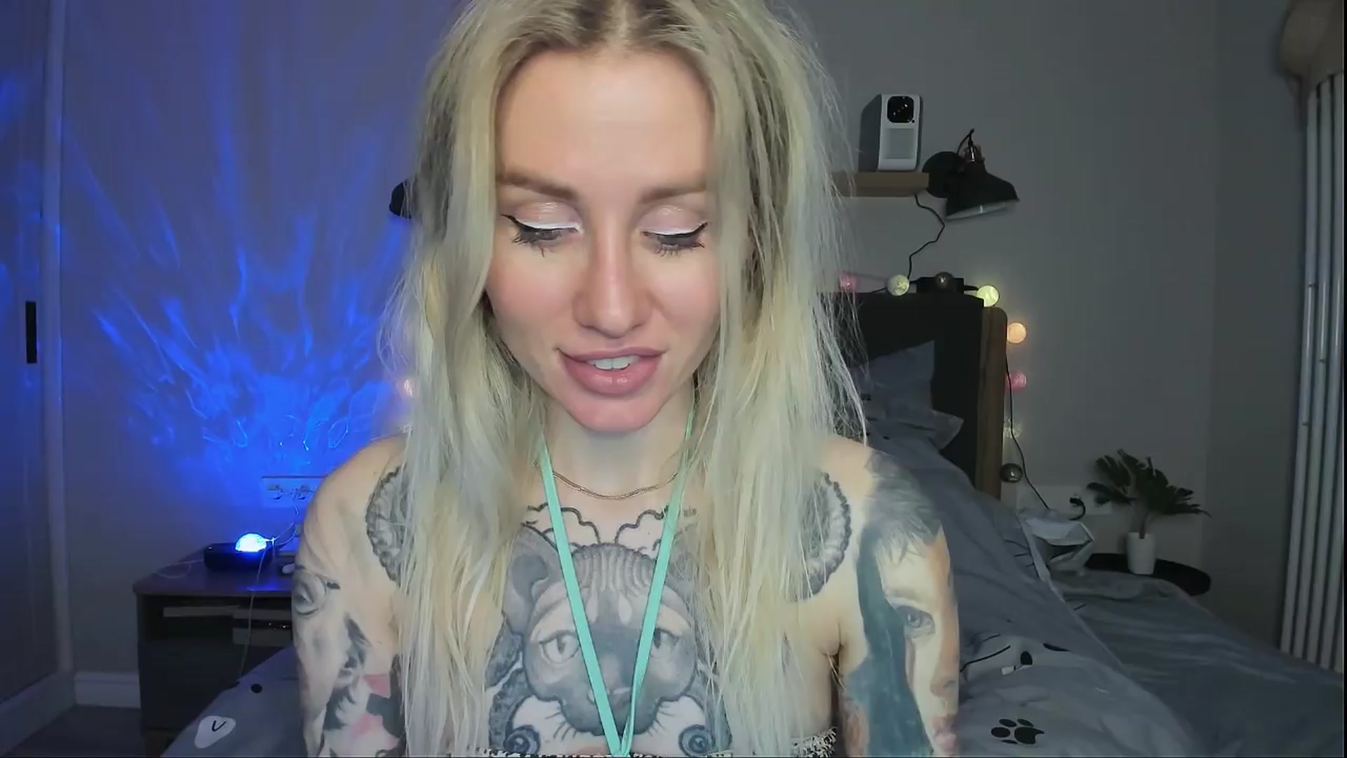 Gallery image thumbnail from Alexa_Smithhh's myfreecams stream on, 04/12/2024, 19:26 image 11 of 20