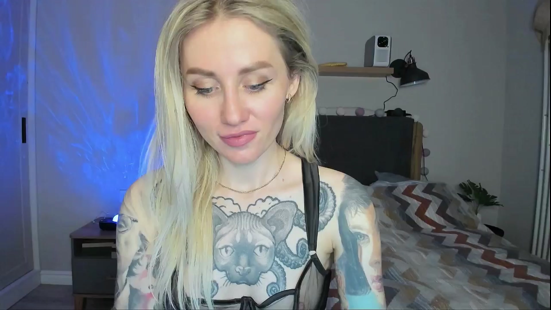 Gallery image thumbnail from Alexa_Smithhh's myfreecams stream on, 04/15/2024, 19:05 image 8 of 20