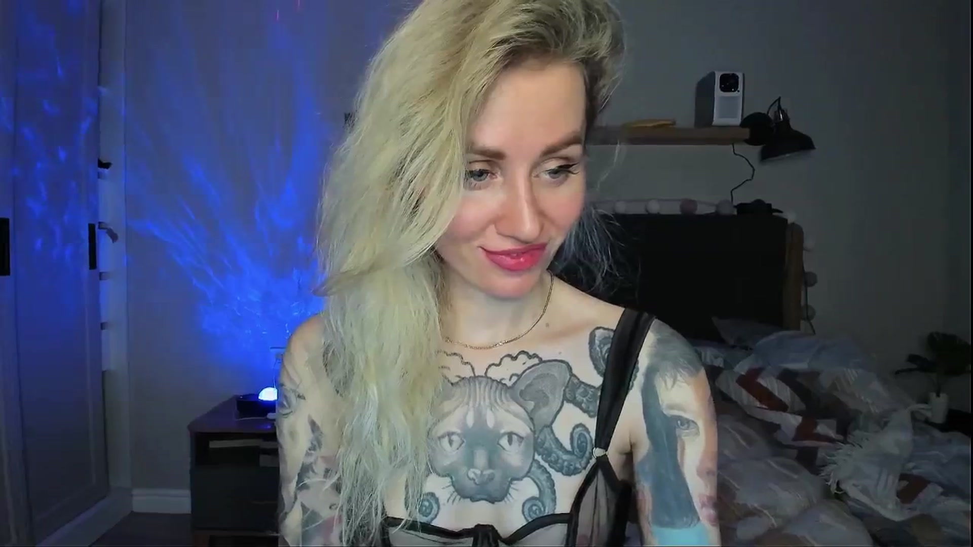 Gallery image thumbnail from Alexa_Smithhh's myfreecams stream on, 04/19/2024, 21:16 image 17 of 20