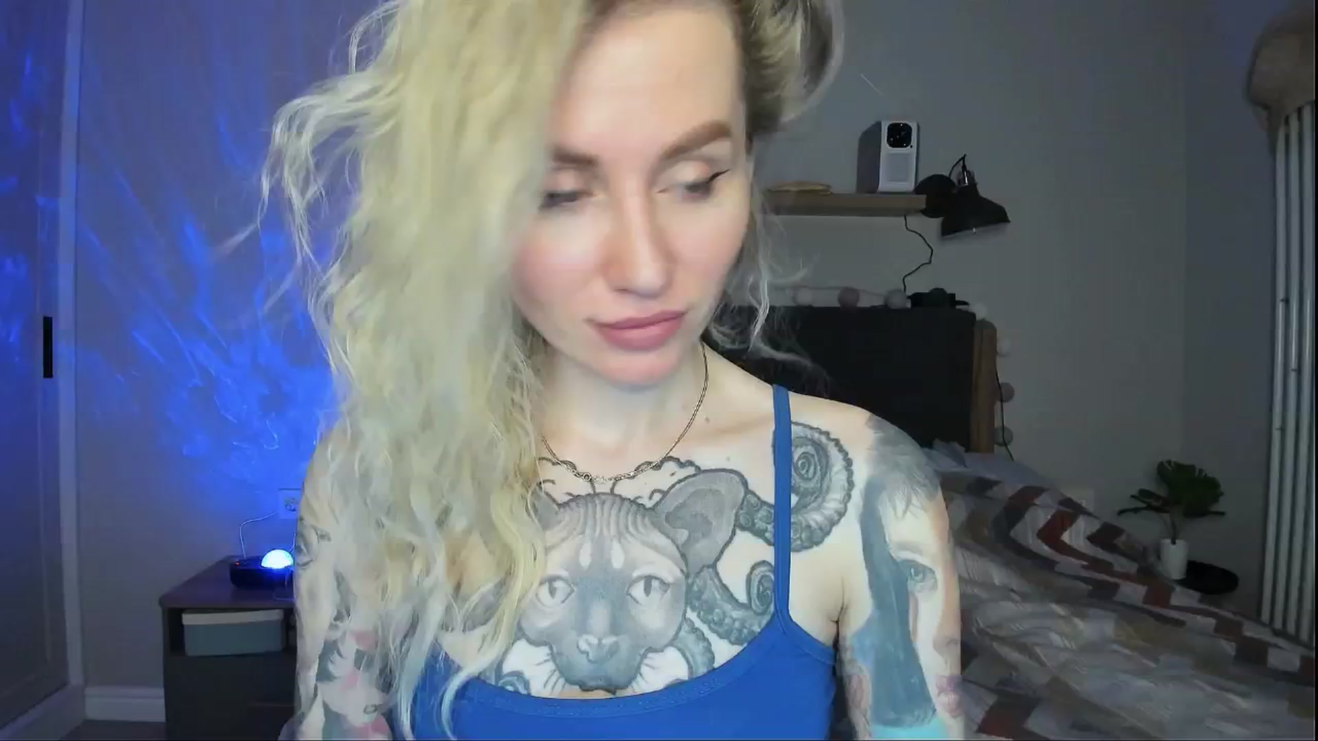 Gallery image thumbnail from Alexa_Smithhh's myfreecams stream on, 04/26/2024, 18:37 image 6 of 20