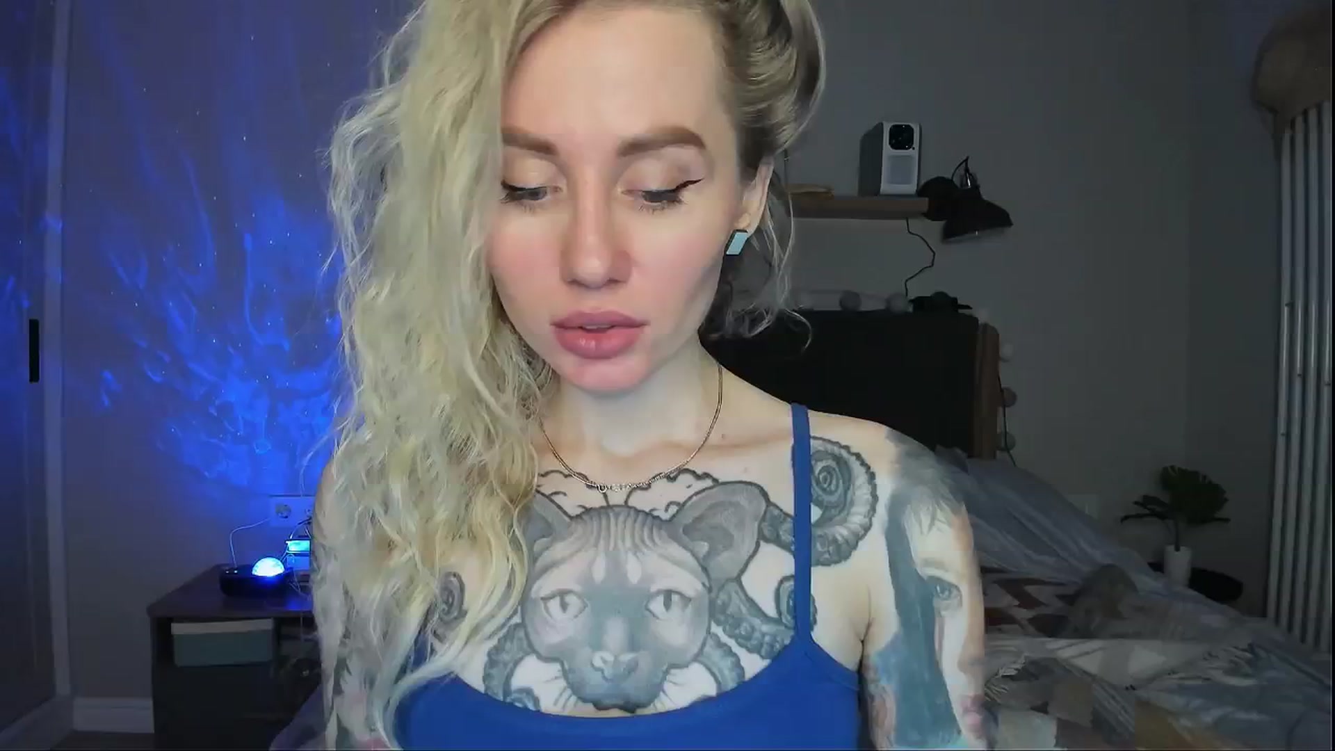 Gallery image thumbnail from Alexa_Smithhh's myfreecams stream on, 04/26/2024, 18:37 image 15 of 20