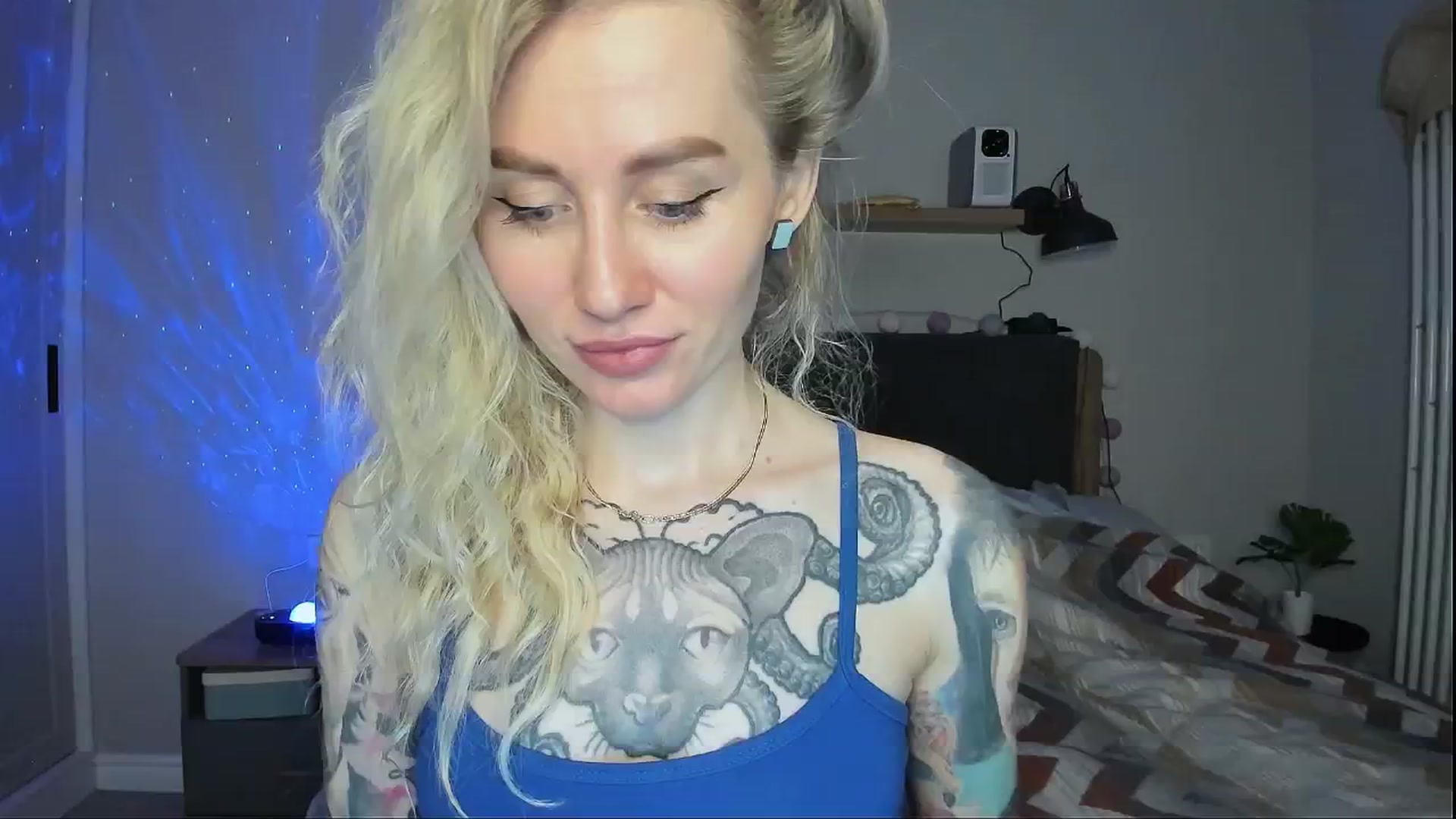 Gallery image thumbnail from Alexa_Smithhh's myfreecams stream on, 04/26/2024, 18:37 image 12 of 20