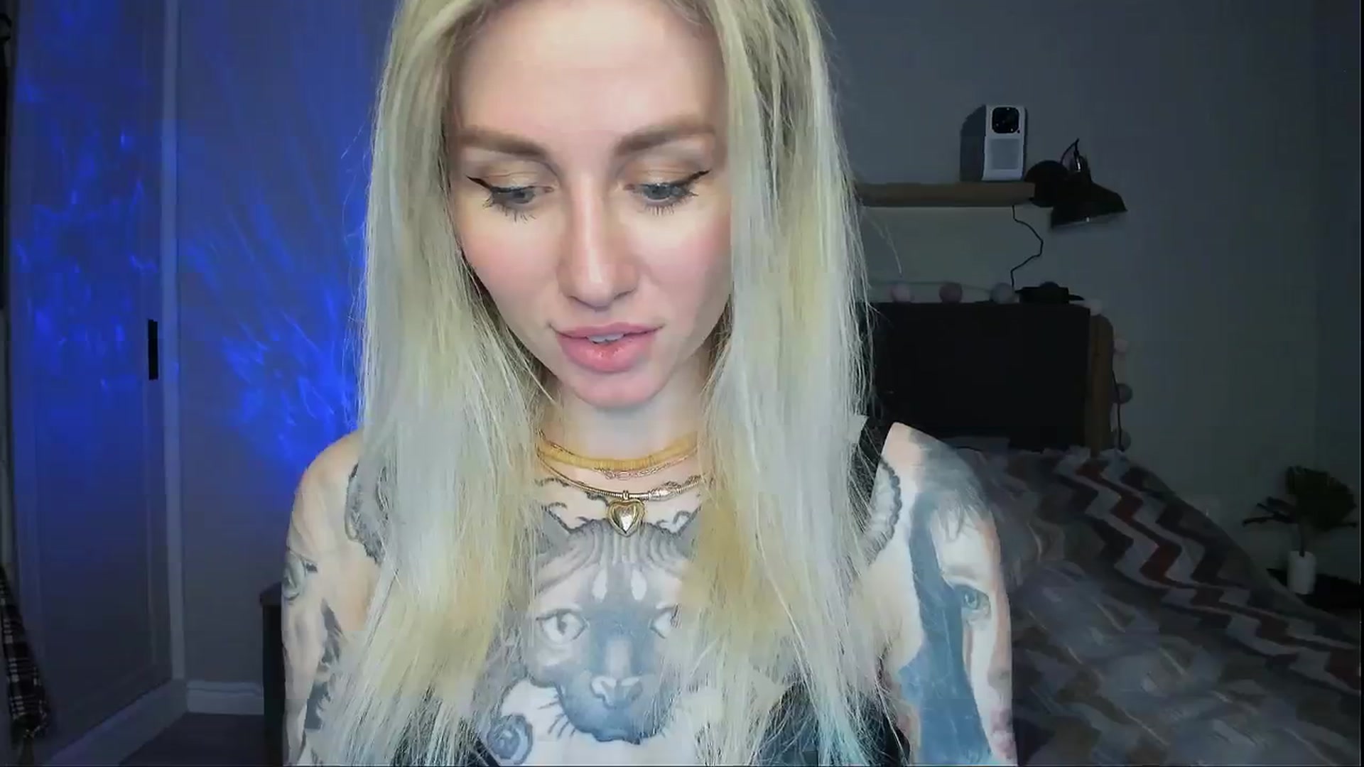 Gallery image thumbnail from Alexa_Smithhh's myfreecams stream on, 04/27/2024, 20:41 image 16 of 20