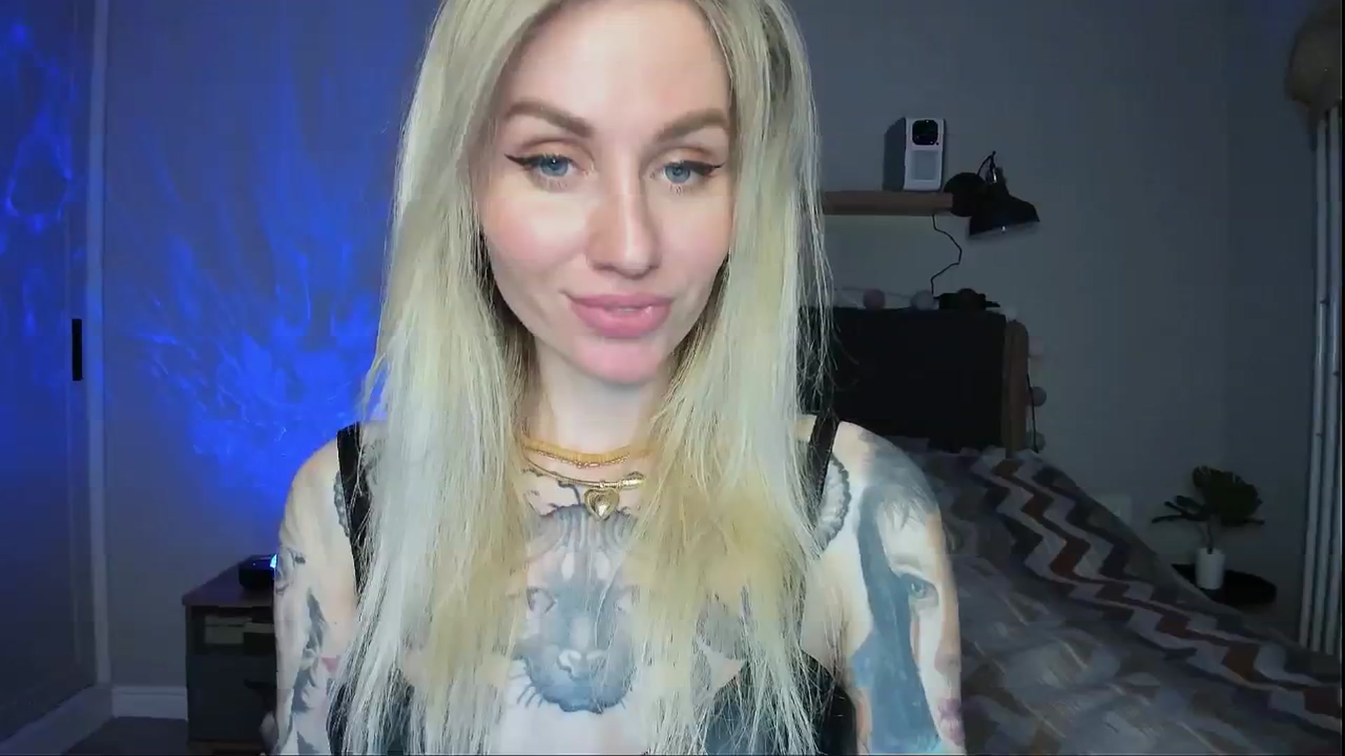 Gallery image thumbnail from Alexa_Smithhh's myfreecams stream on, 04/27/2024, 20:41 image 15 of 20