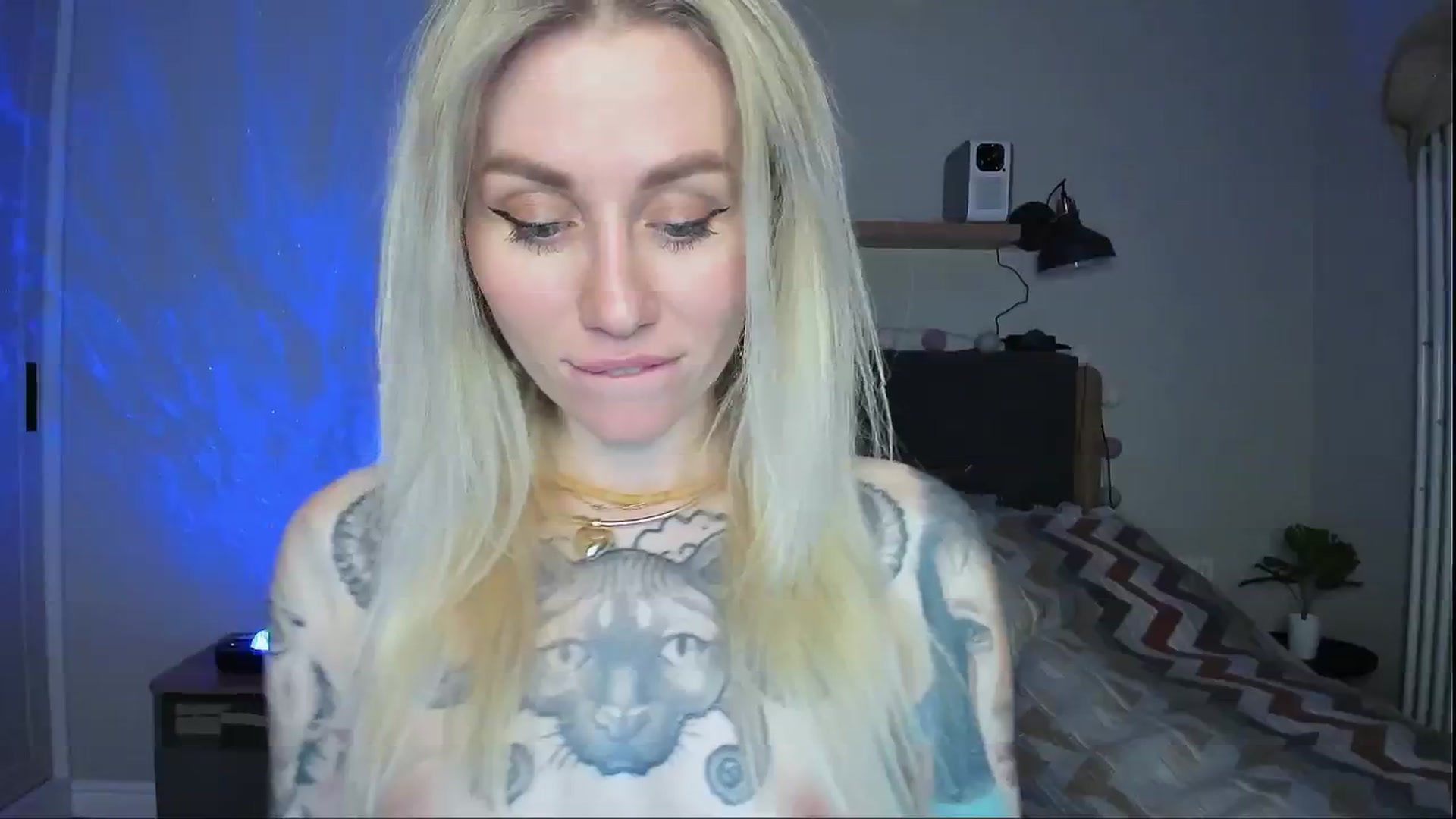Gallery image thumbnail from Alexa_Smithhh's myfreecams stream on, 04/27/2024, 20:41 image 19 of 20