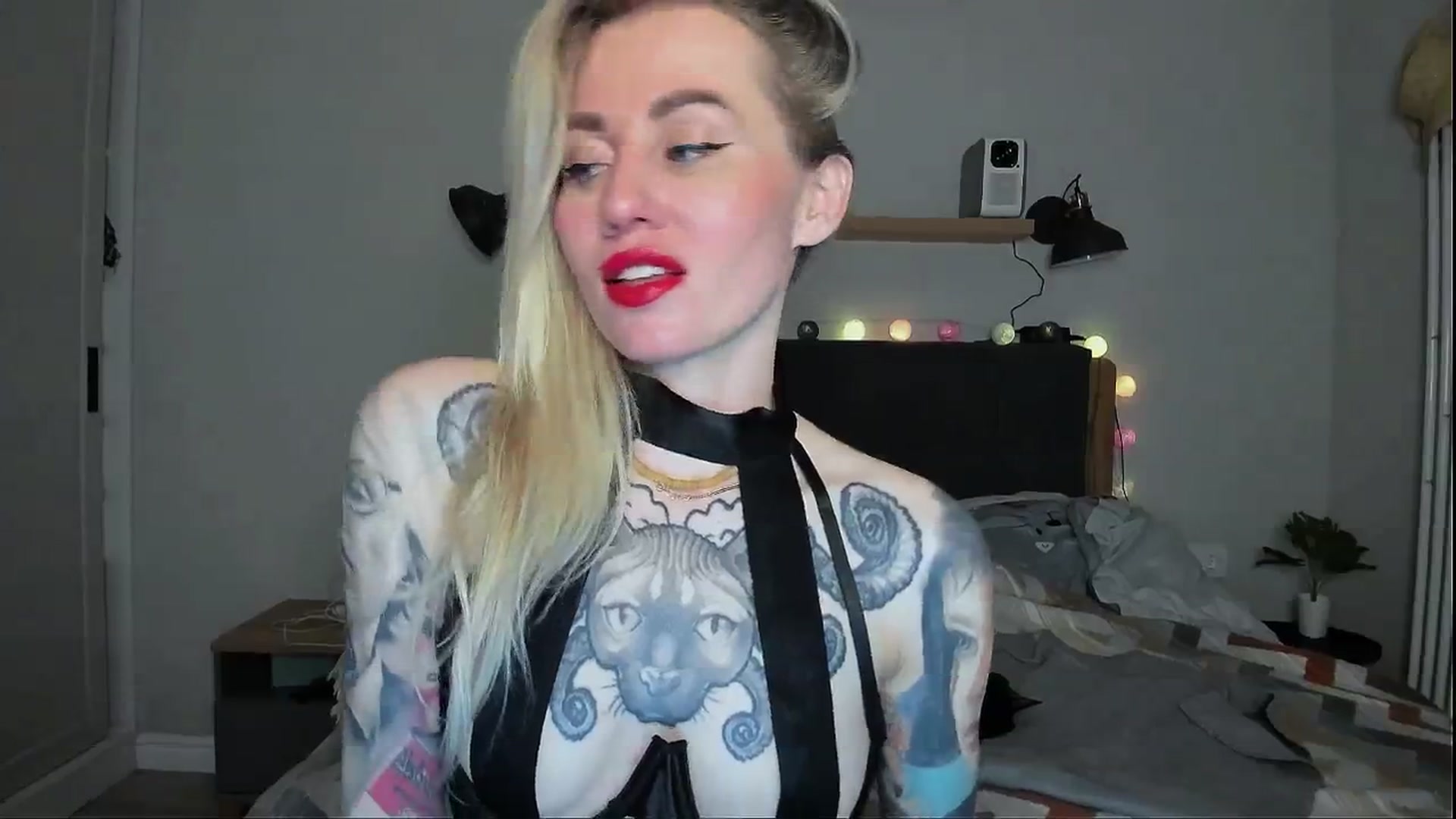 Gallery image thumbnail from Alexa_Smithhh's myfreecams stream on, 05/02/2024, 18:33 image 19 of 20