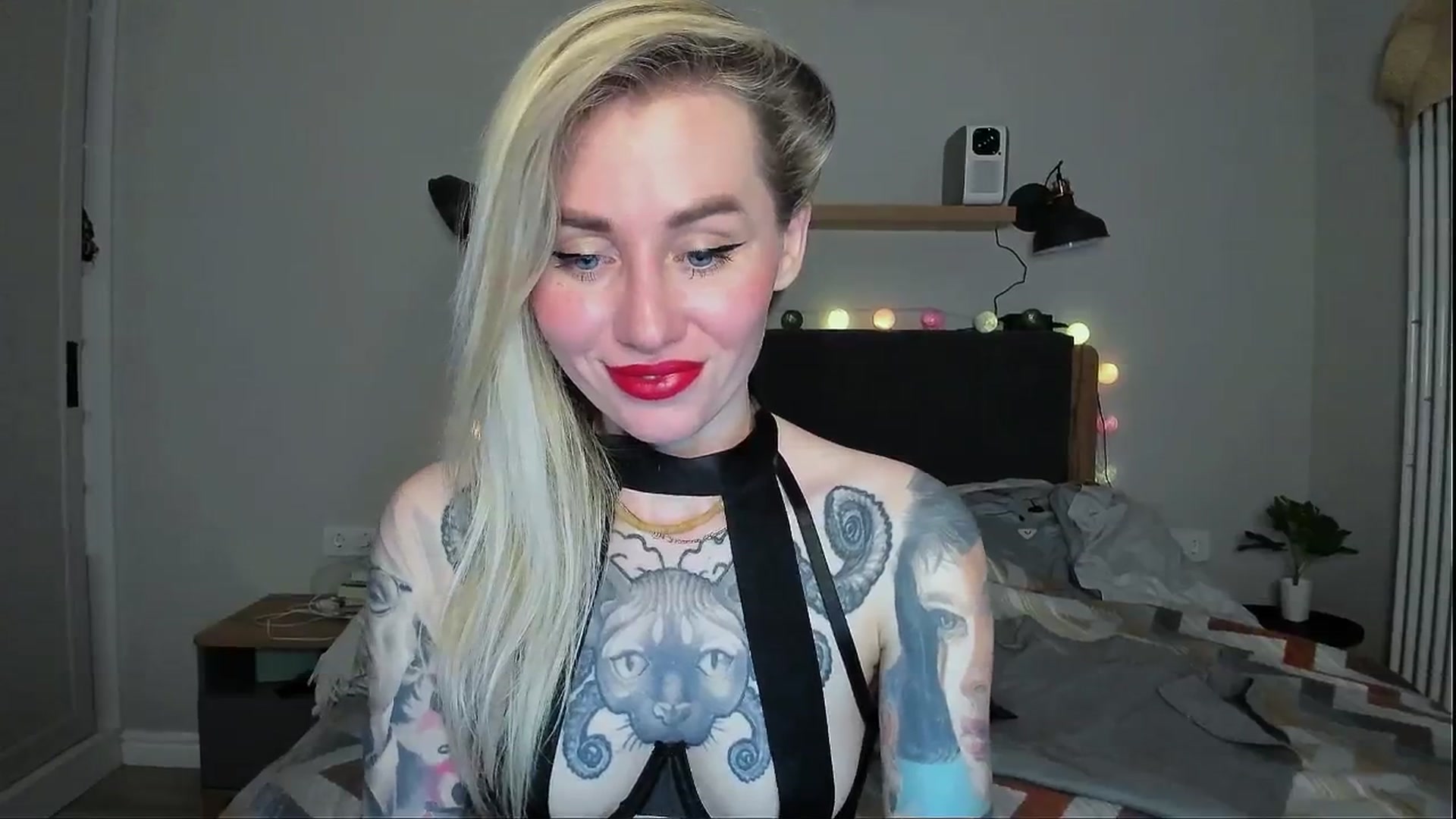 Gallery image thumbnail from Alexa_Smithhh's myfreecams stream on, 05/02/2024, 18:33 image 8 of 20
