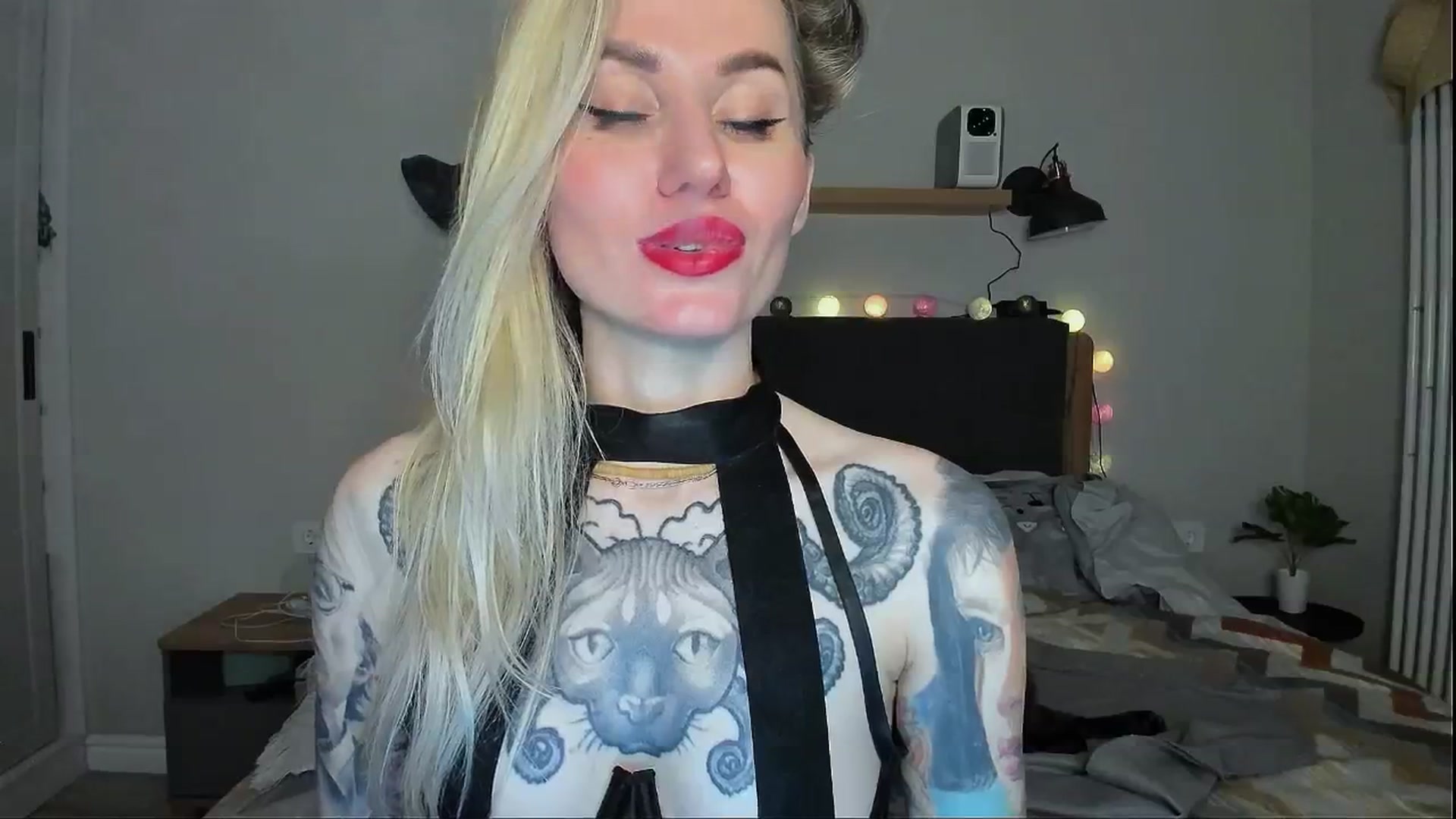 Gallery image thumbnail from Alexa_Smithhh's myfreecams stream on, 05/02/2024, 21:29 image 7 of 20