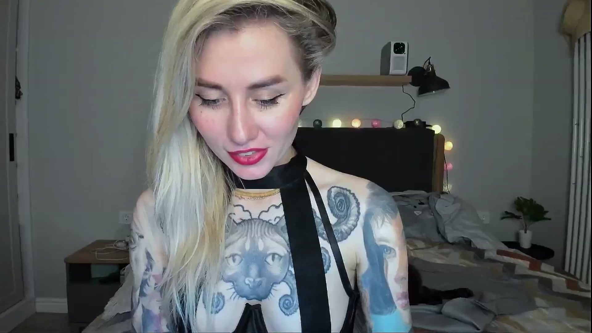 Gallery image thumbnail from Alexa_Smithhh's myfreecams stream on, 05/02/2024, 21:29 image 8 of 20