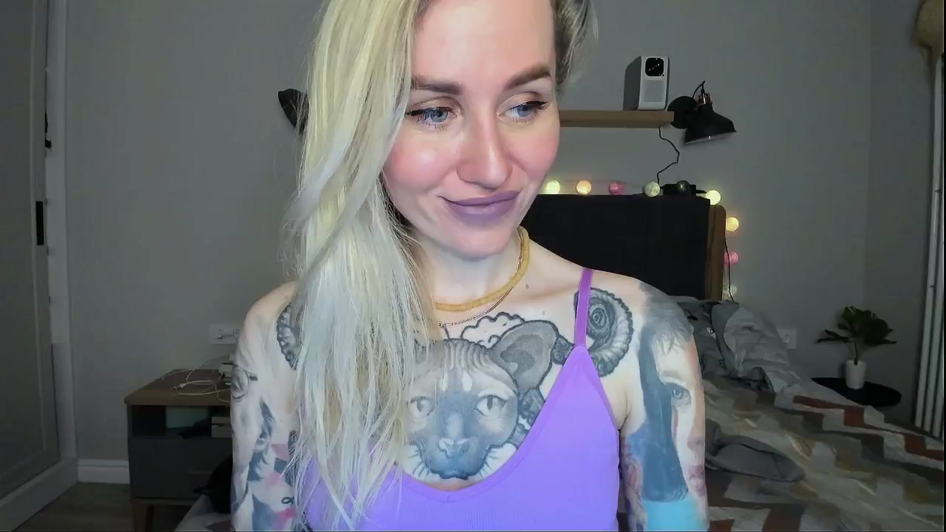 Gallery image thumbnail from Alexa_Smithhh's myfreecams stream on, 05/03/2024, 19:55 image 3 of 20