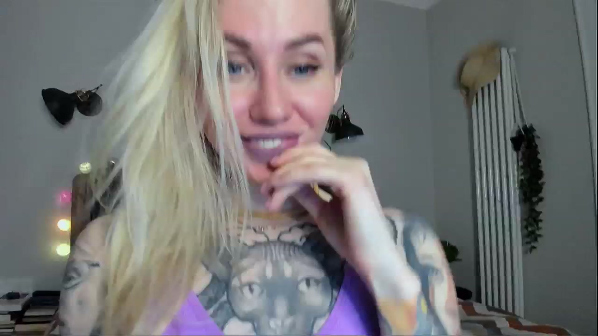 Gallery image thumbnail from Alexa_Smithhh's myfreecams stream on, 05/03/2024, 19:55 image 8 of 20
