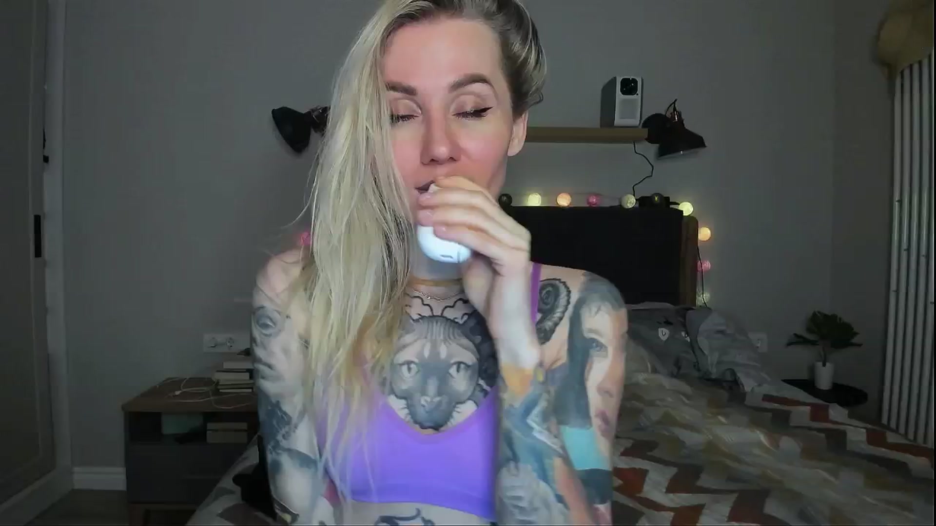 Gallery image thumbnail from Alexa_Smithhh's myfreecams stream on, 05/03/2024, 19:55 image 10 of 20