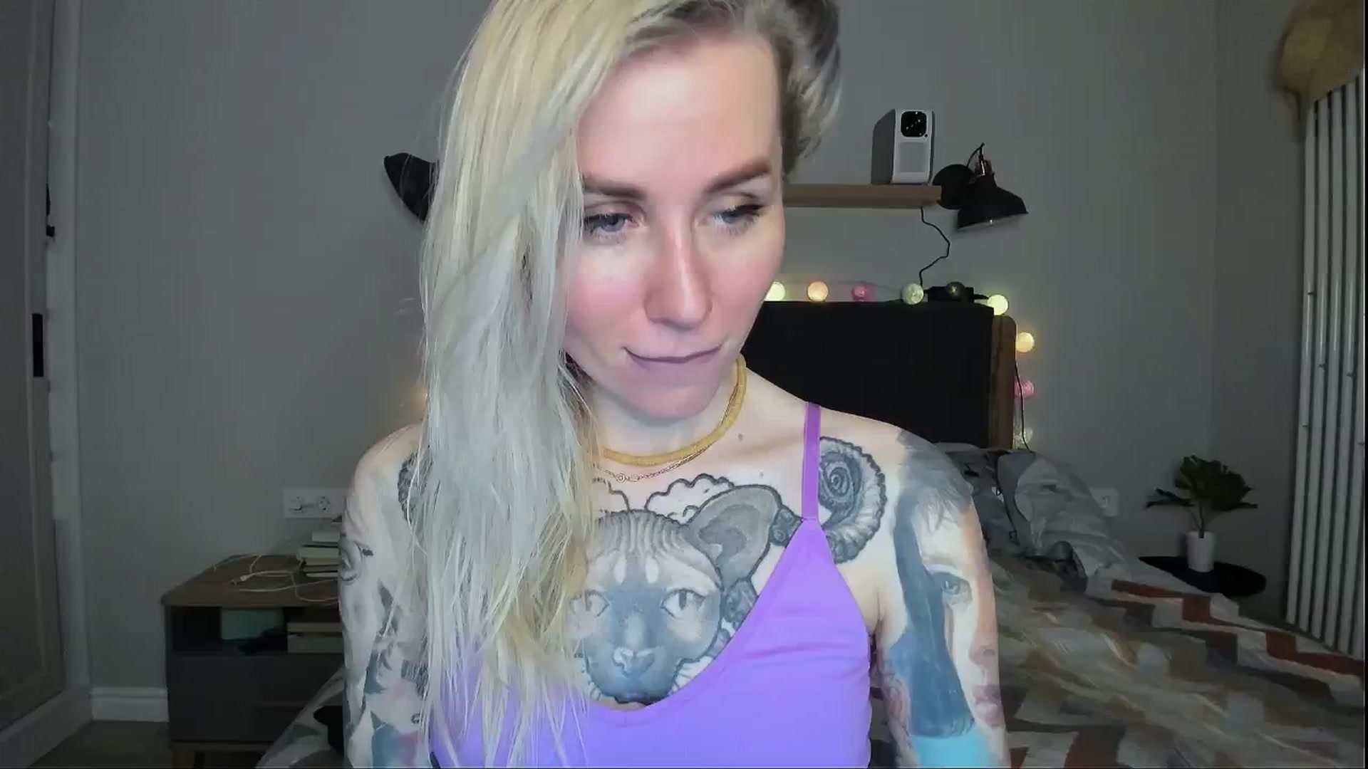 Gallery image thumbnail from Alexa_Smithhh's myfreecams stream on, 05/03/2024, 19:55 image 13 of 20