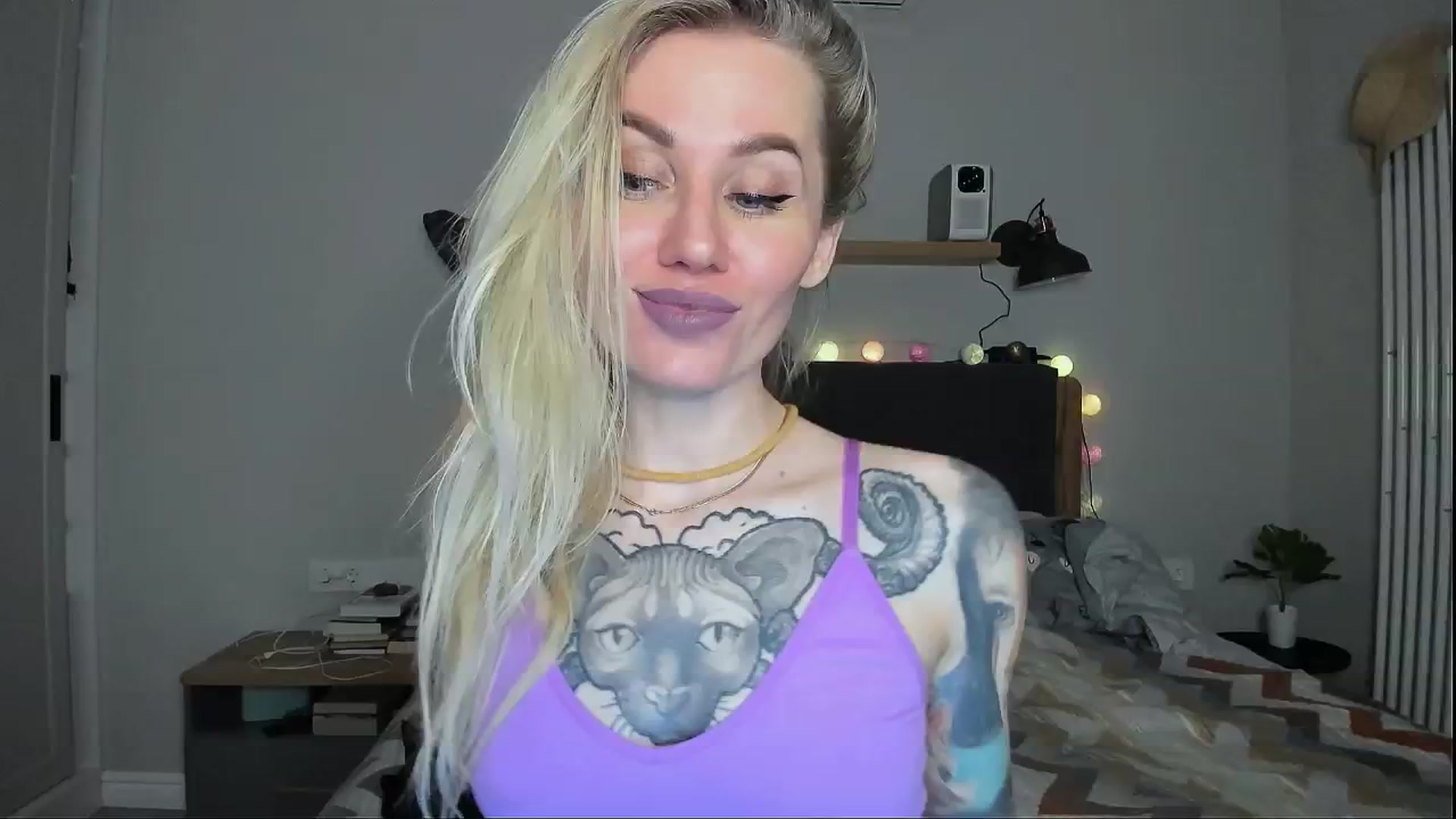 Gallery image thumbnail from Alexa_Smithhh's myfreecams stream on, 05/03/2024, 19:55 image 9 of 20