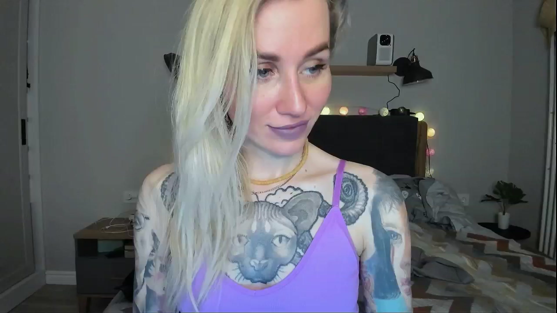 Gallery image thumbnail from Alexa_Smithhh's myfreecams stream on, 05/03/2024, 19:55 image 2 of 20
