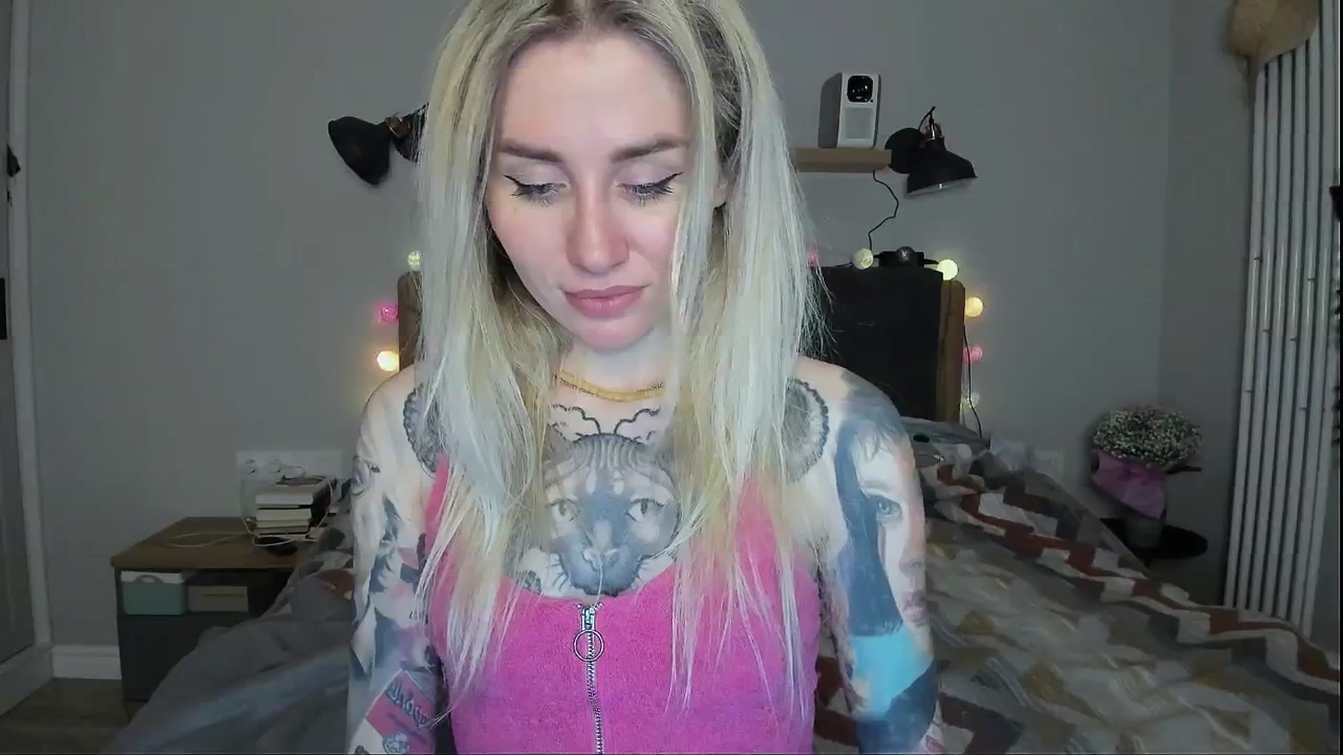 Gallery image thumbnail from Alexa_Smithhh's myfreecams stream on, 05/05/2024, 20:29 image 7 of 20