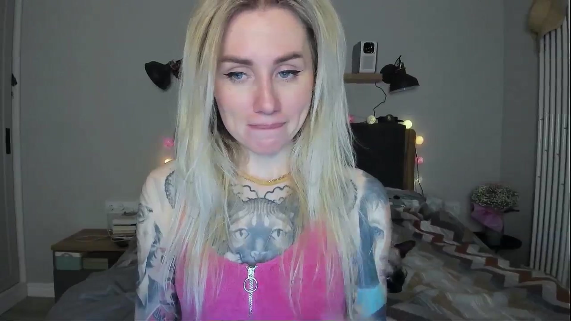 Gallery image thumbnail from Alexa_Smithhh's myfreecams stream on, 05/05/2024, 20:29 image 3 of 20