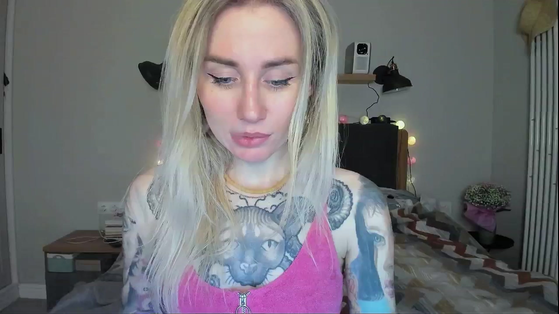 Gallery image thumbnail from Alexa_Smithhh's myfreecams stream on, 05/05/2024, 20:29 image 9 of 20