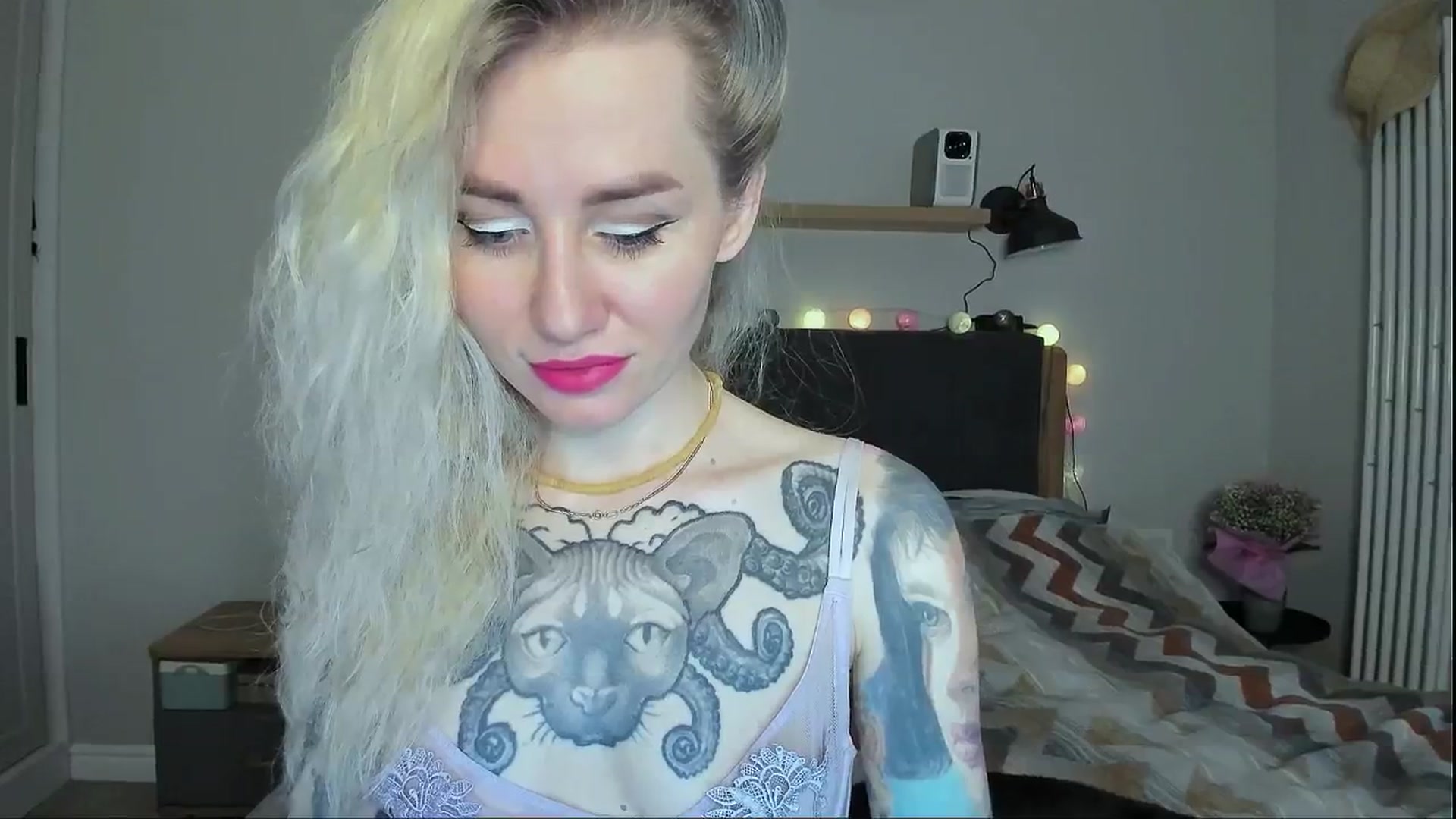 Gallery image thumbnail from Alexa_Smithhh's myfreecams stream on, 05/06/2024, 18:25 image 18 of 20
