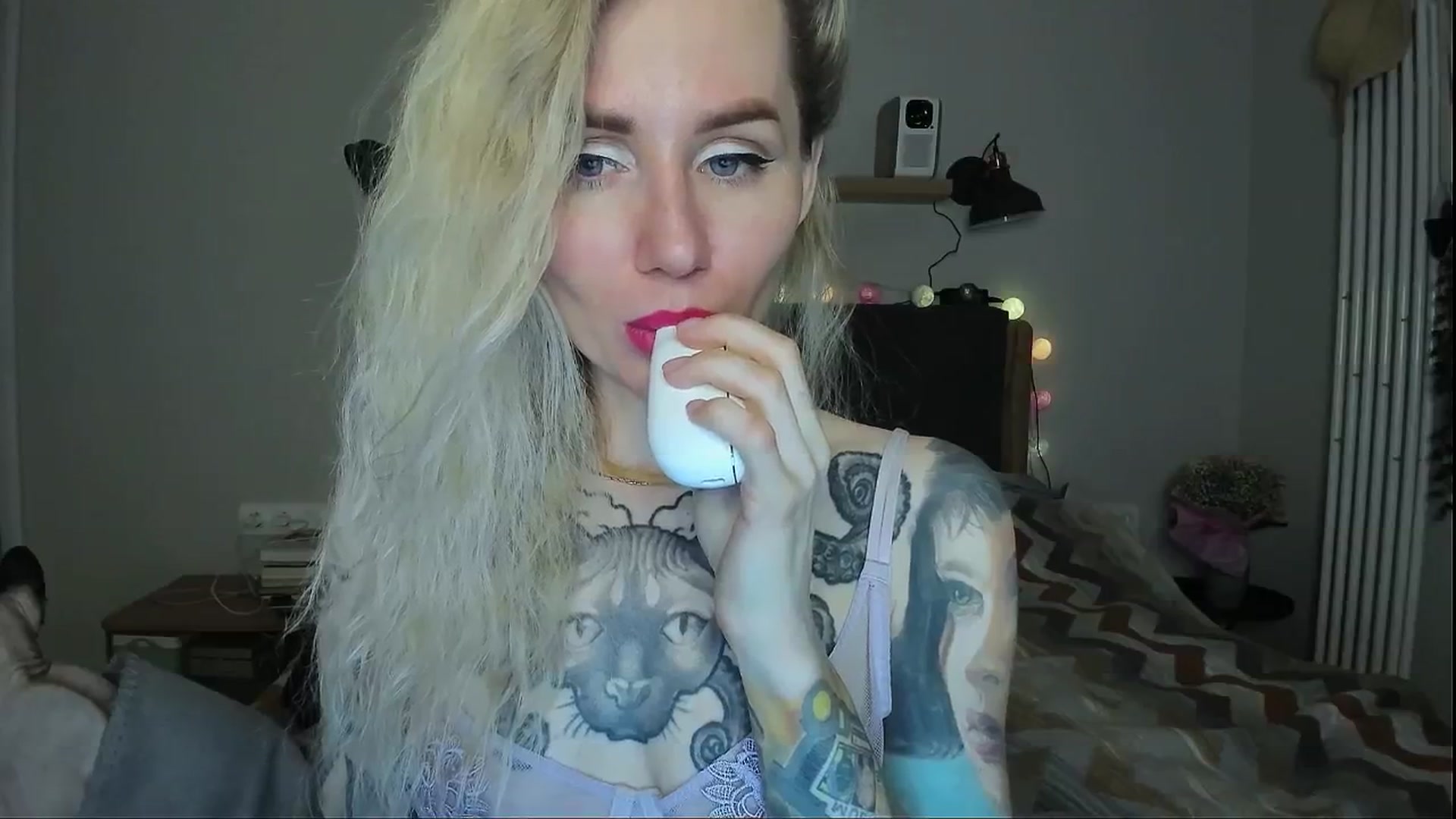 Gallery image thumbnail from Alexa_Smithhh's myfreecams stream on, 05/06/2024, 20:34 image 12 of 20