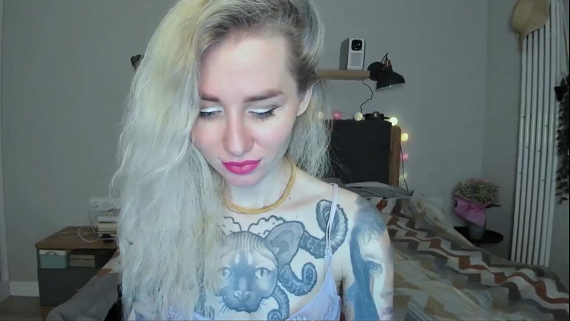 Gallery image thumbnail from Alexa_Smithhh's myfreecams stream on, 05/06/2024, 20:34 image 15 of 20