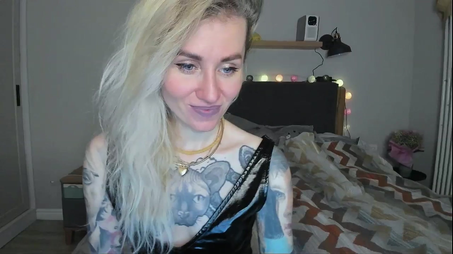 Gallery image thumbnail from Alexa_Smithhh's myfreecams stream on, 05/10/2024, 20:59 image 20 of 20
