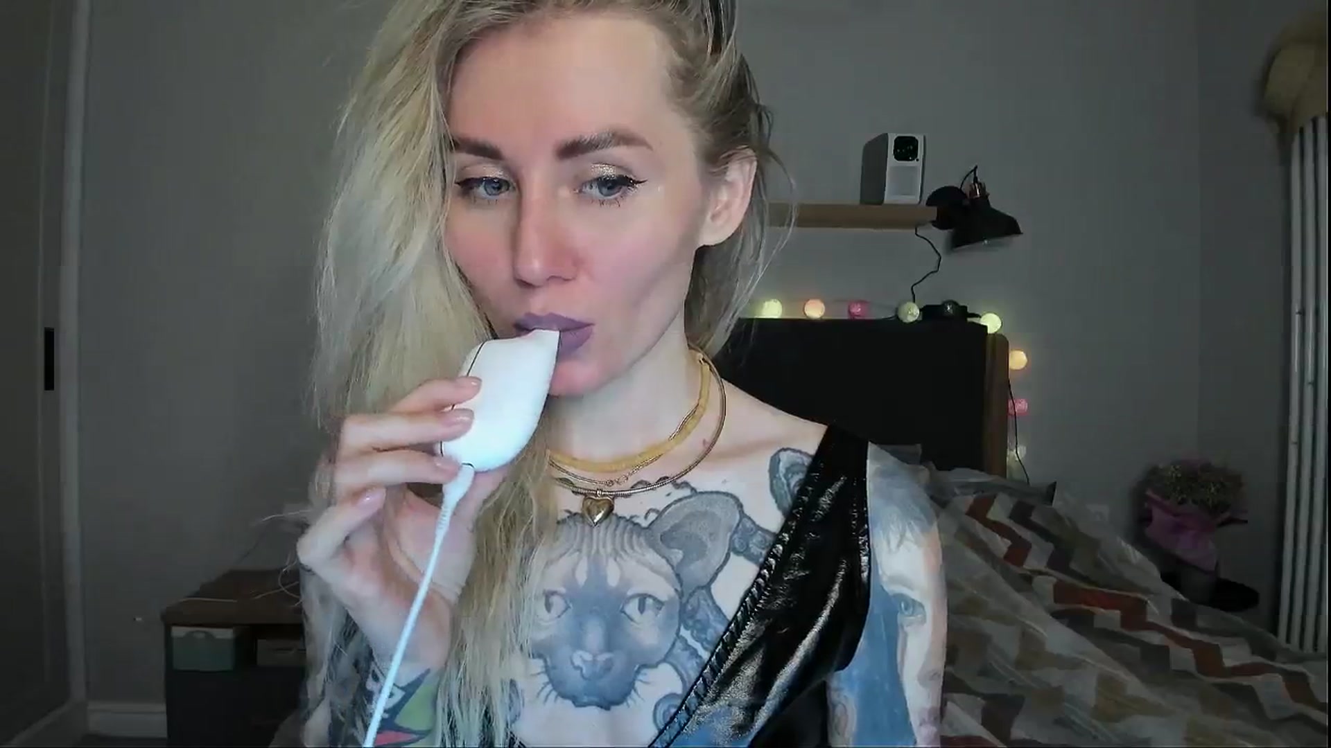 Gallery image thumbnail from Alexa_Smithhh's myfreecams stream on, 05/10/2024, 20:59 image 13 of 20