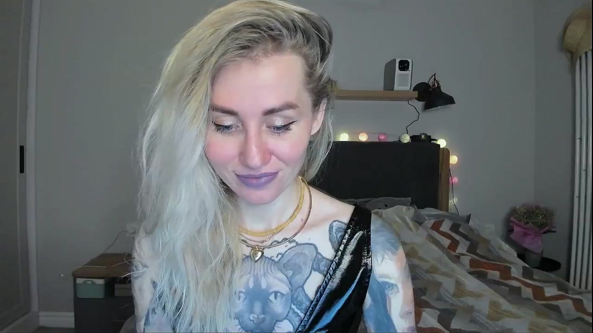 Gallery image thumbnail from Alexa_Smithhh's myfreecams stream on, 05/10/2024, 20:59 image 14 of 20