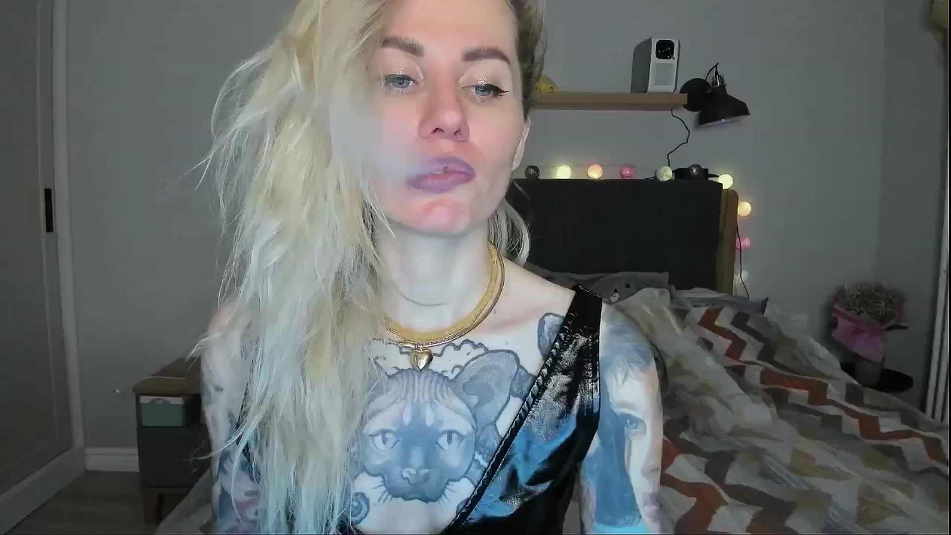Gallery image thumbnail from Alexa_Smithhh's myfreecams stream on, 05/10/2024, 21:27 image 8 of 20