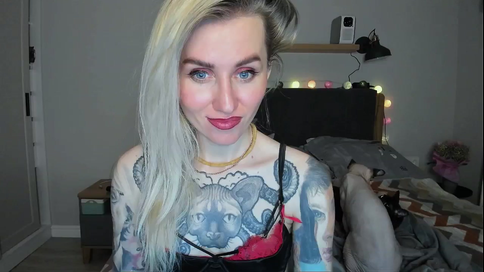 Gallery image thumbnail from Alexa_Smithhh's myfreecams stream on, 05/13/2024, 20:16 image 19 of 20
