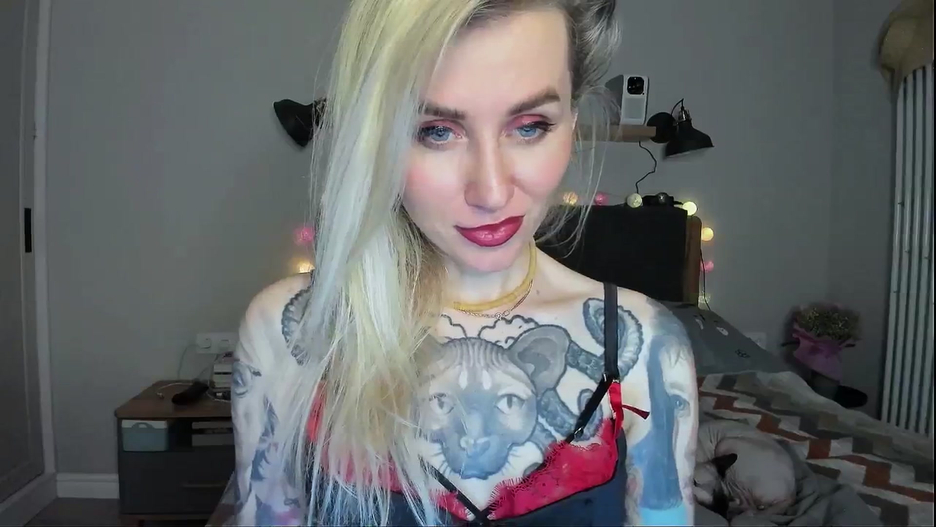 Gallery image thumbnail from Alexa_Smithhh's myfreecams stream on, 05/13/2024, 20:16 image 8 of 20