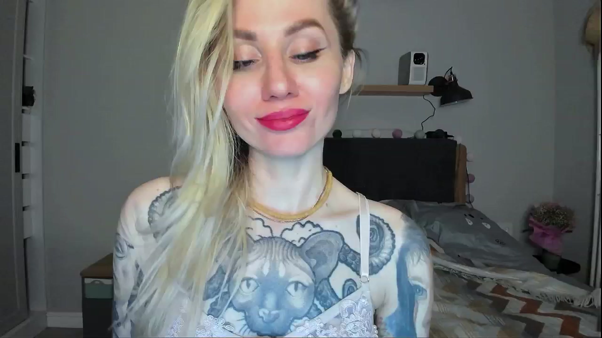 Gallery image thumbnail from Alexa_Smithhh's myfreecams stream on, 05/16/2024, 19:58 image 14 of 20