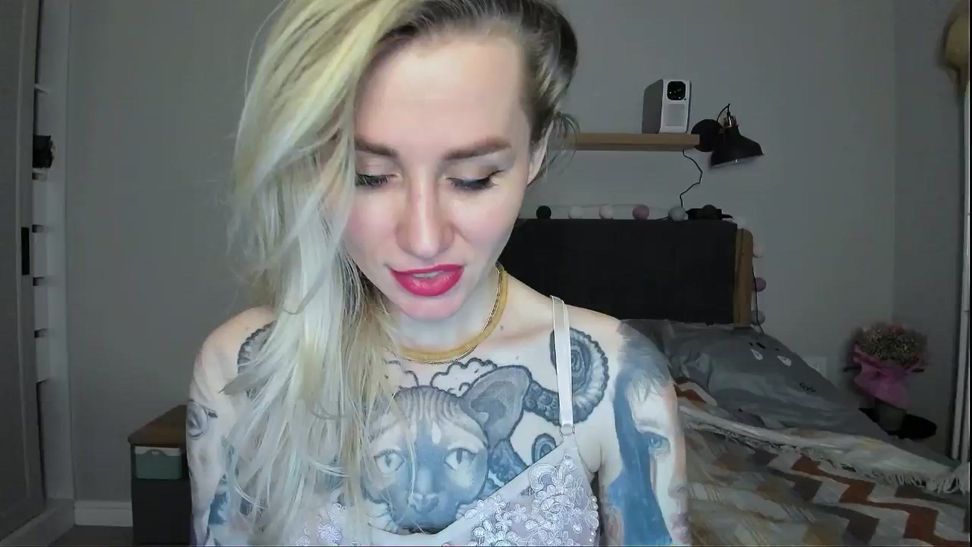 Gallery image thumbnail from Alexa_Smithhh's myfreecams stream on, 05/16/2024, 19:58 image 6 of 20